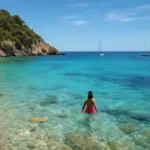 Acque più cristalline dell’Isola d’Elba: le spiagge dove fare il bagno tra colori sorprendenti